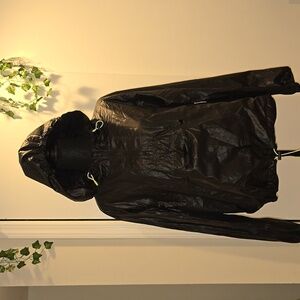 FOREVER 21 SPORT LUXE Rain Jacket